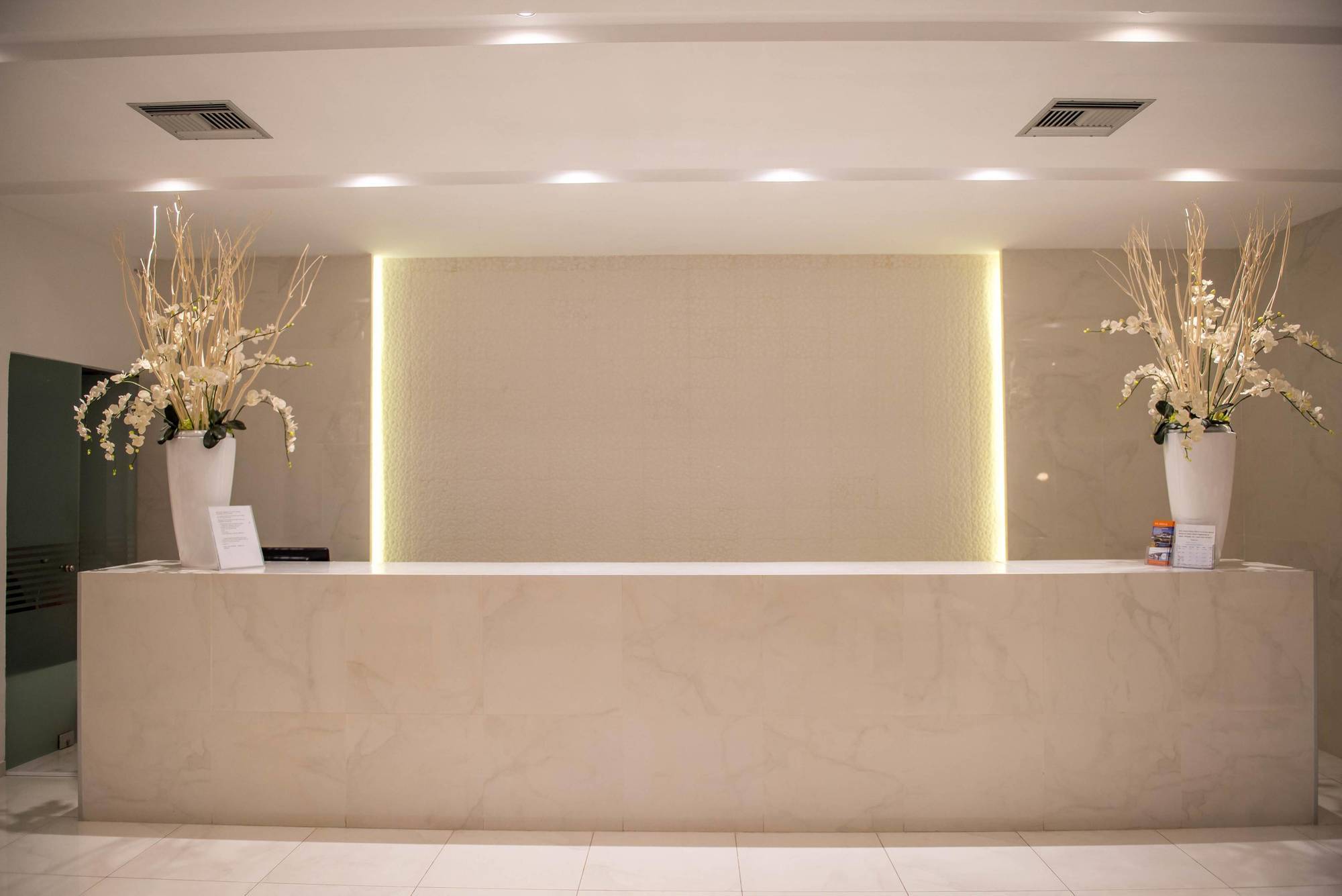 Thalia Hotel 2*