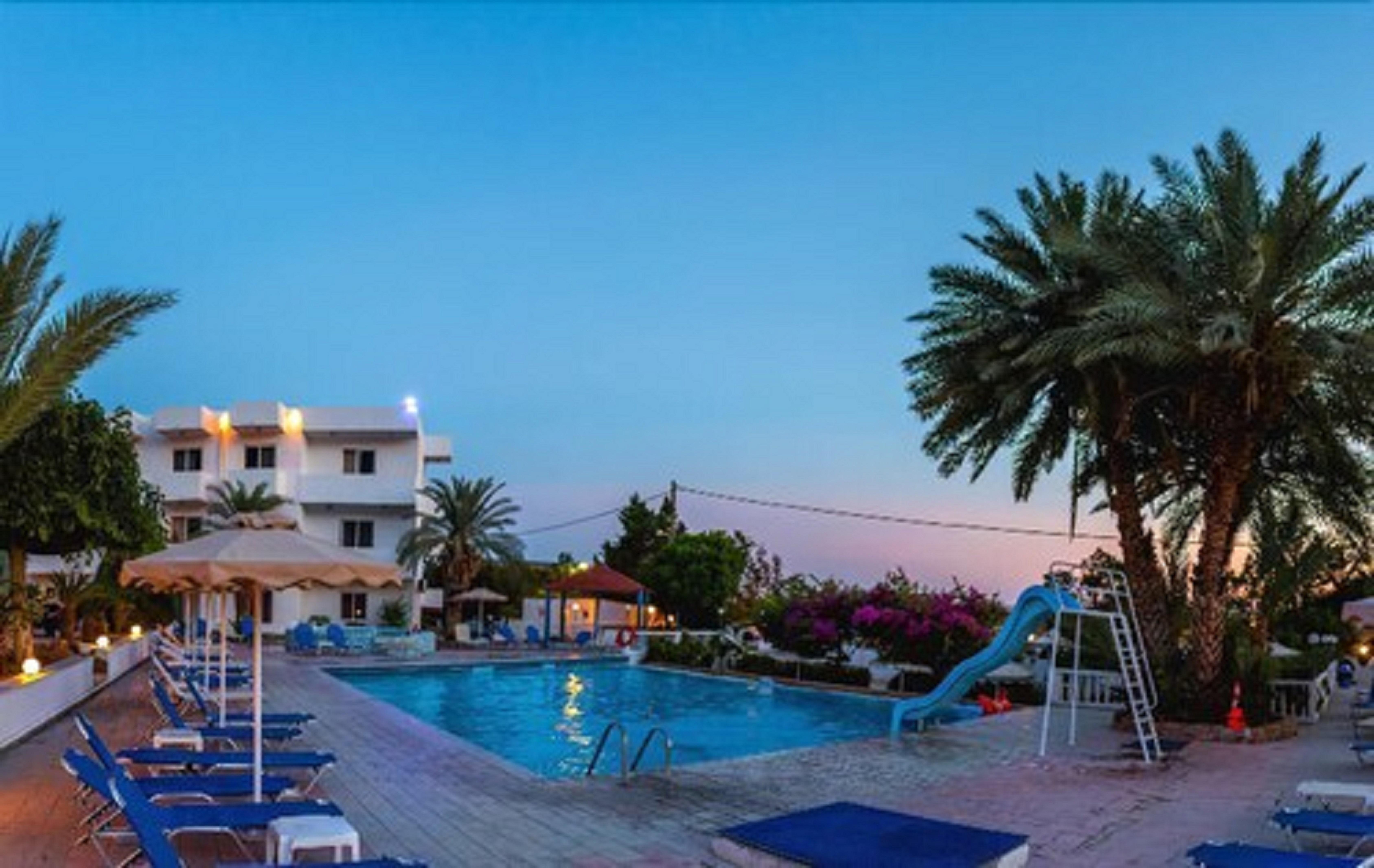 Thalia Hotel 2*